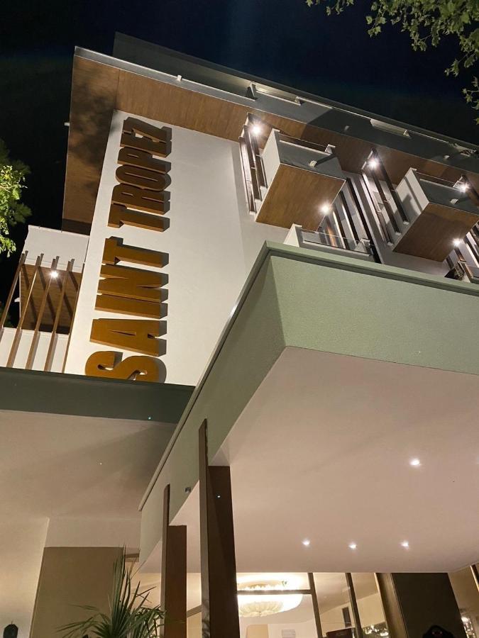 Hotel Saint Tropez Riccione Exterior foto